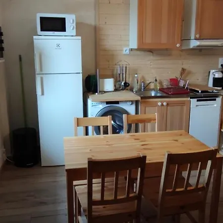 Le Petit Coin Au Bord Du Appartamento