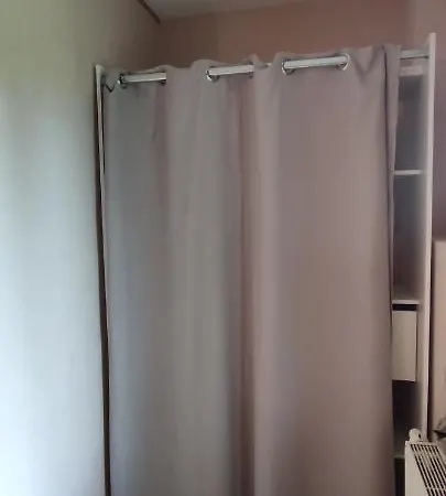 Le Petit Coin Au Bord Du Apartment
